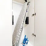 Apartament Lakeside By Iulius Mall-private Parking Cluj-Napoca