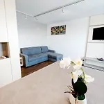 Lakeside By Iulius Mall-private Parking Cluj-Napoca