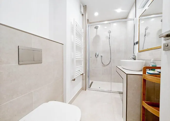 Lakeside By Iulius Mall