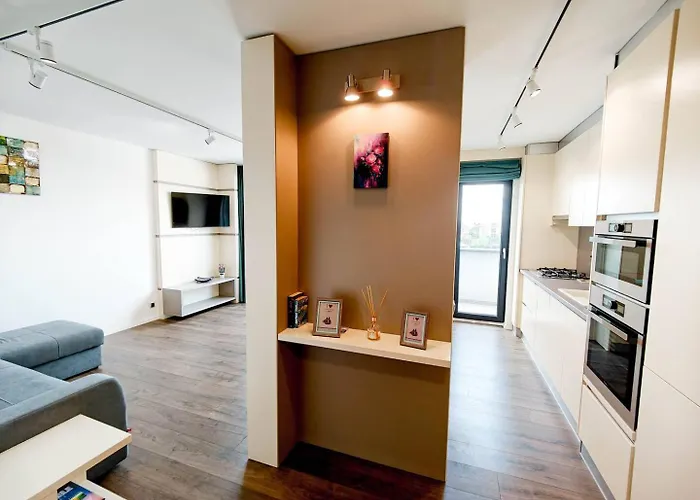 Lakeside By Iulius Mall Apartment