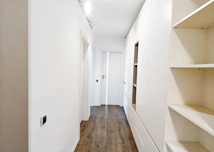 Lakeside By Iulius Mall Apartment *